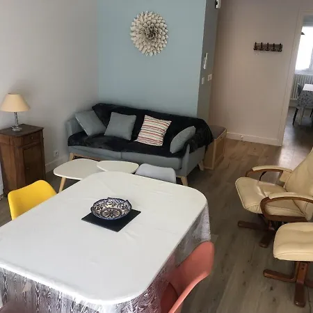 Apartment T3 58 M2, Le Republique, Centre-ville, Climatise, Balcon *