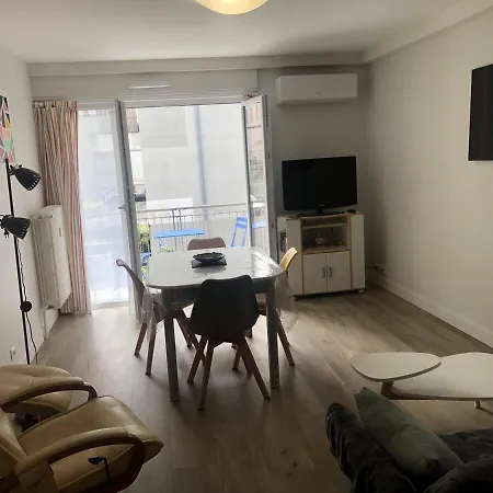 T3 58 M2, Le Republique, Centre-ville, Climatise, Balcon * אקס-לה-באינס